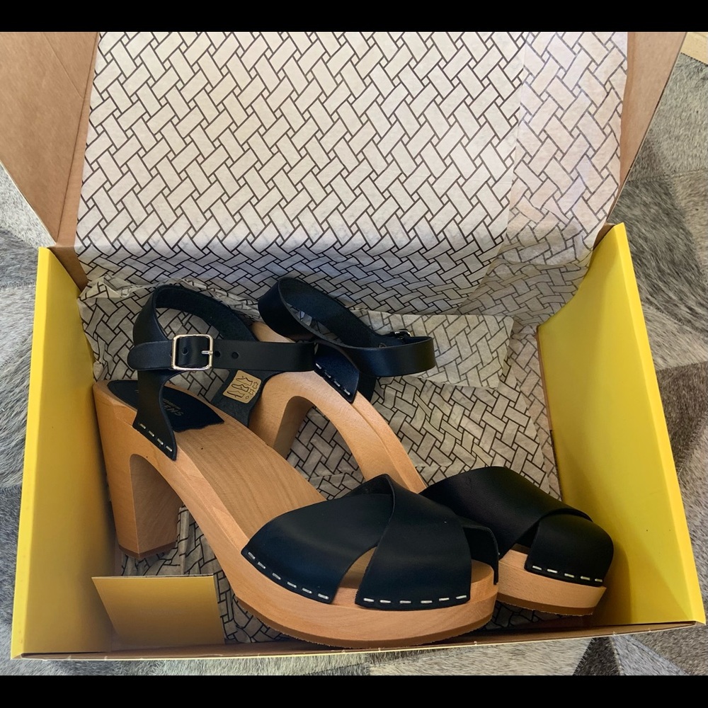 Swedish Hasbeens Sandals - BRAND NEW!